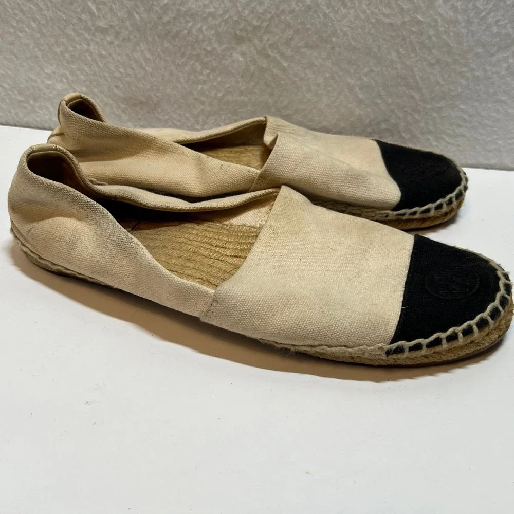 Tory Burch Espadrille Flats Black Toe Cap Beige Canvas Slip On Shoes‎ Size 8.5